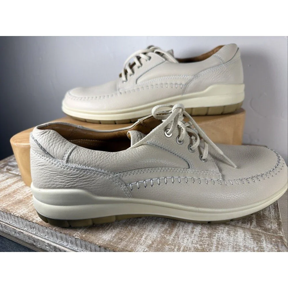 ECCO Off-White Leather Moc Toe Walking Comfort Shoes Men’s Size 12